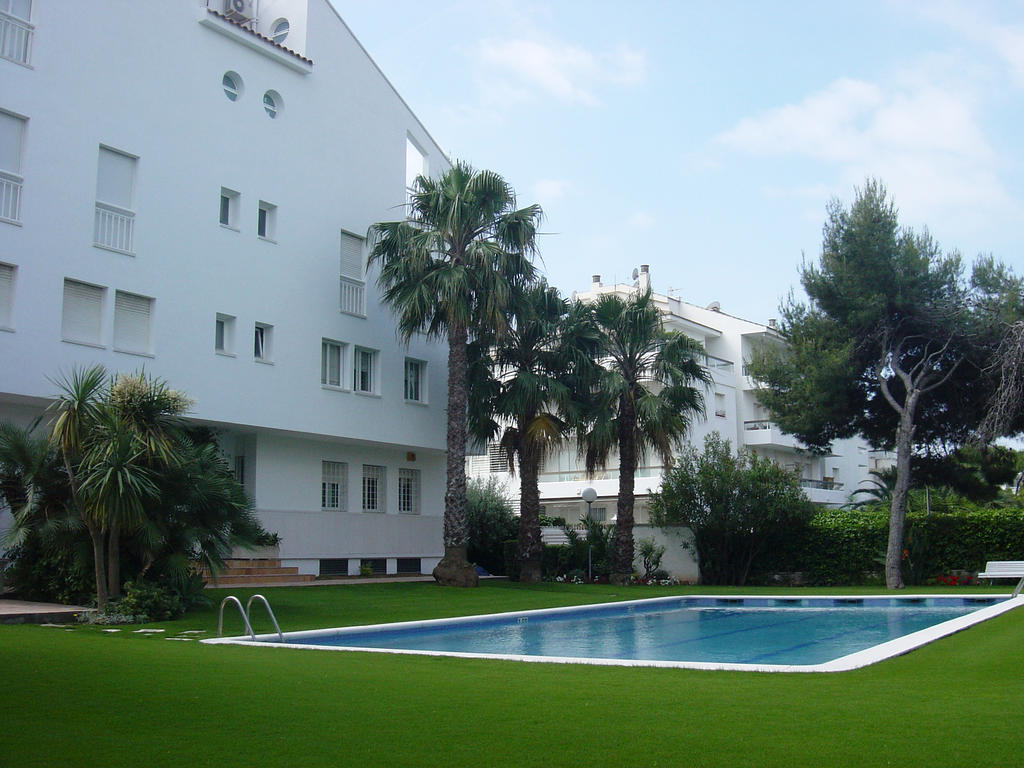 Apartamentos Sunway Talaia Sitges Dış mekan fotoğraf