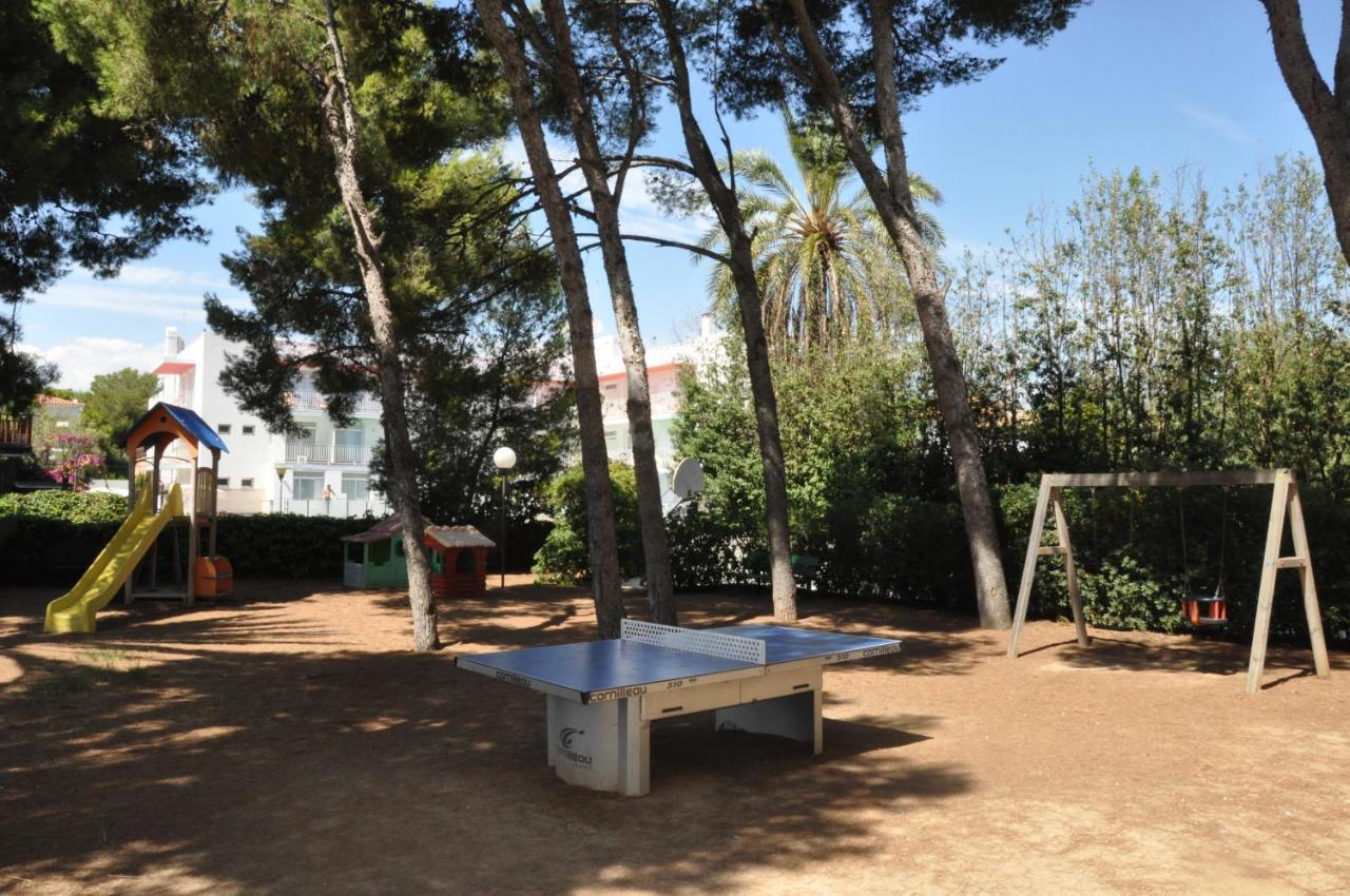 Apartamentos Sunway Talaia Sitges Dış mekan fotoğraf